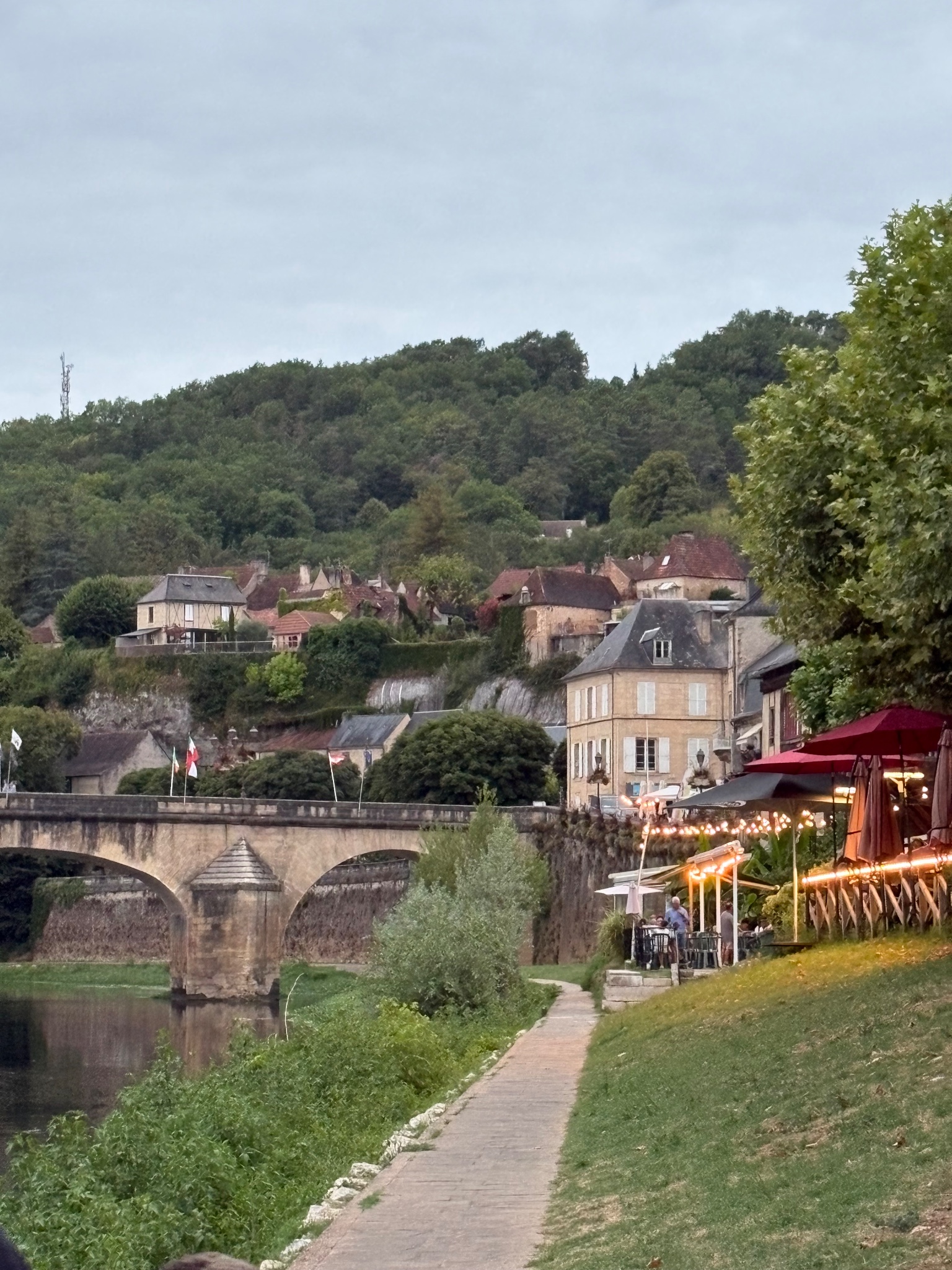 Nothing’s cuter than an old french village 🫶🏻
