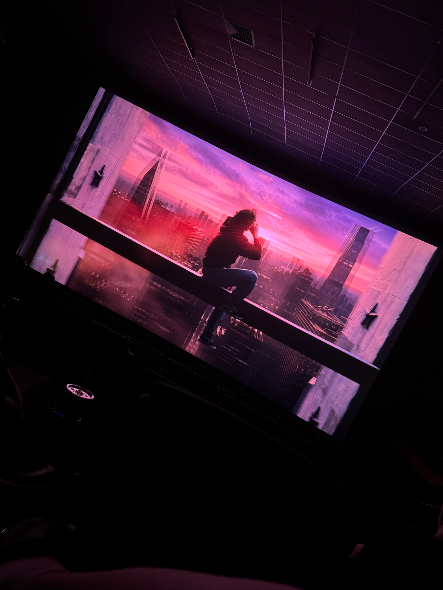 i watched the spider man movie in 4dx :)